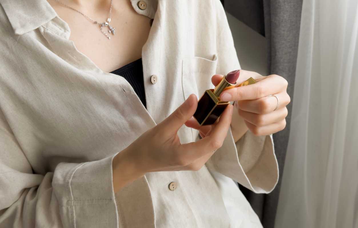 Lipstick vs. Lip Tint - The Ultimate Showdown